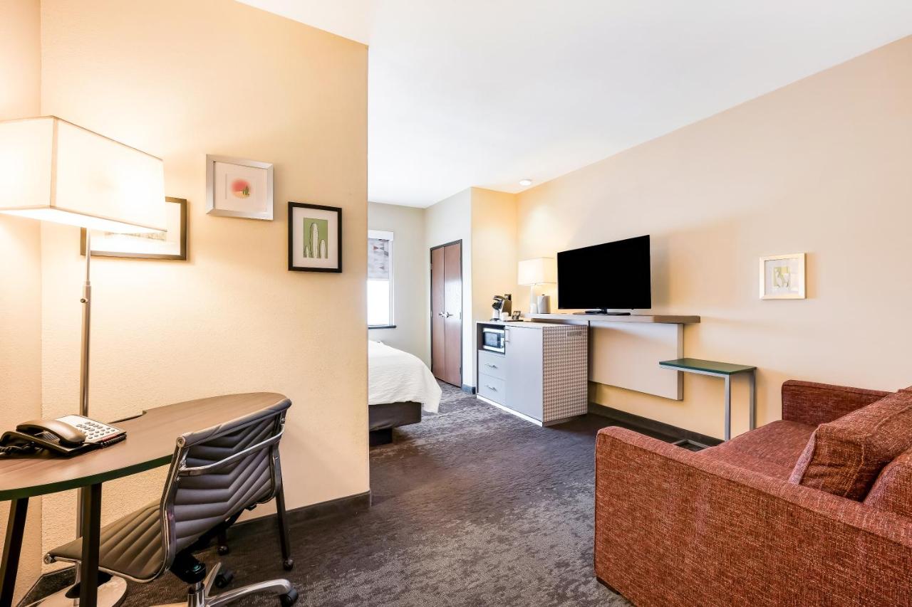 Leisure King Room - Non-Smoking at Holiday Inn Brownsville, an IHG Hotel