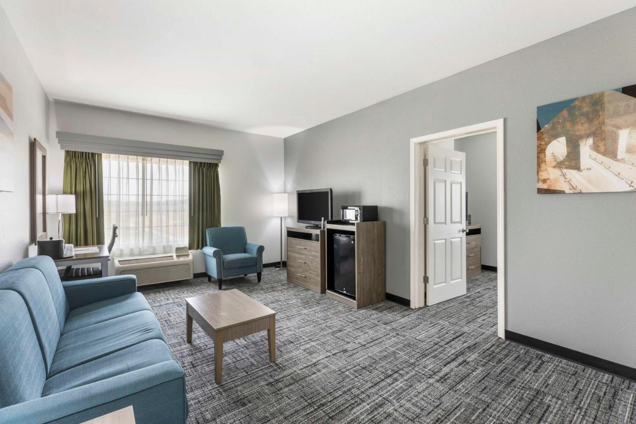 One-Bedroom King Suite with Sofa Bed - Non-Smoking at Best Western Plus MidAmerica Hotel