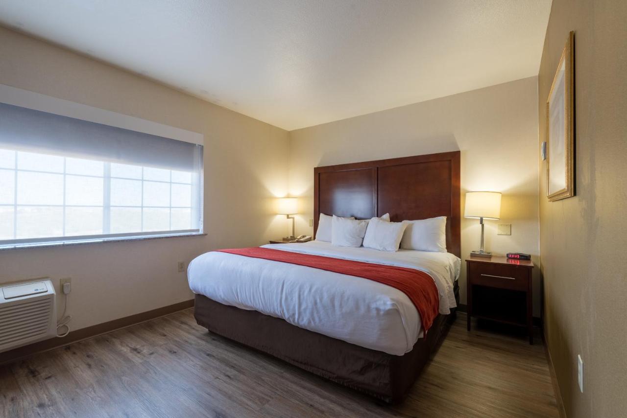 King Suite - Non-Smoking at Comfort Inn & Suites Alamosa