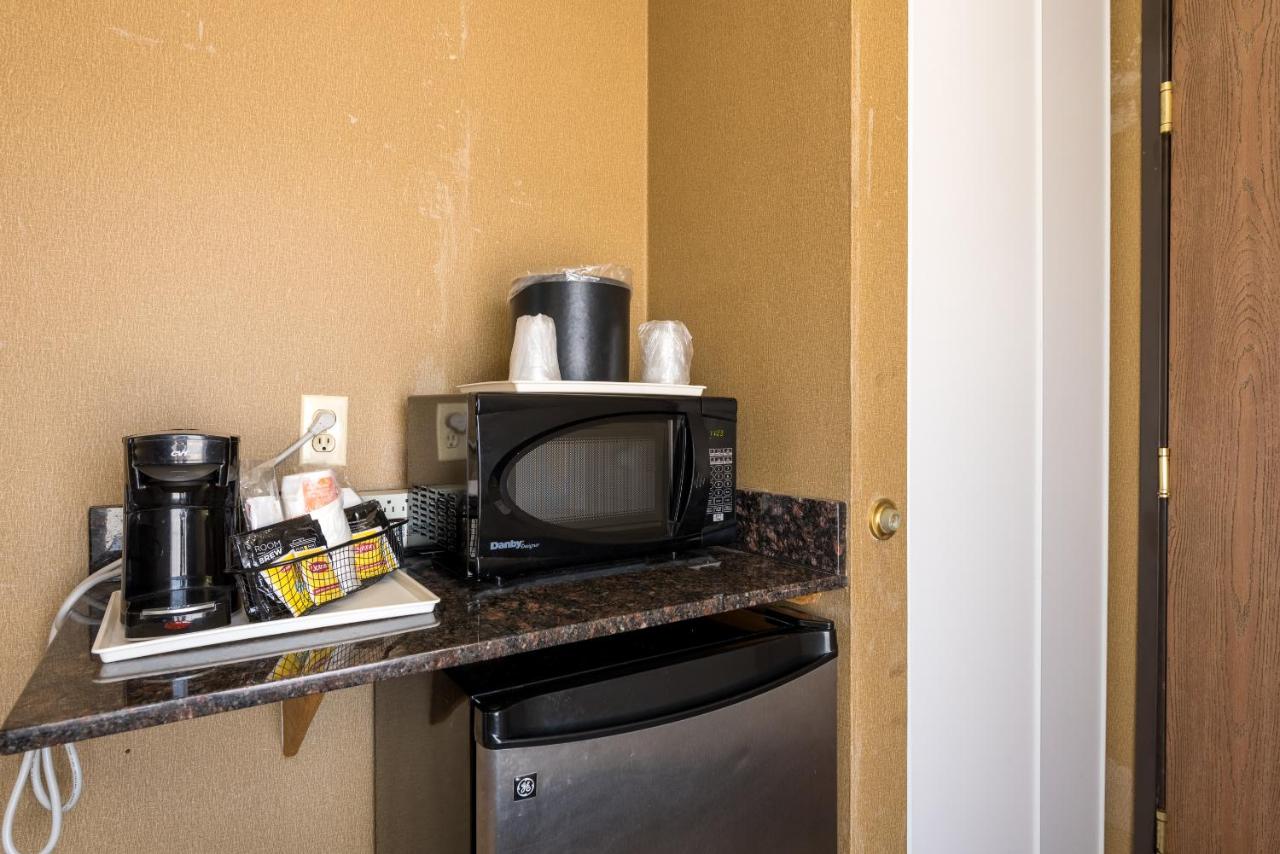 King Suite - Non-Smoking at Comfort Inn & Suites Alamosa