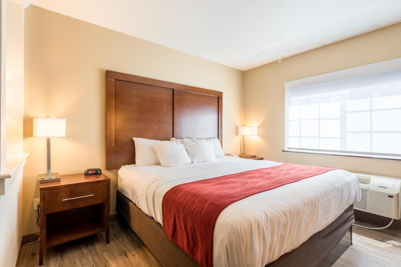 King Suite - Accessible/Non-Smoking at Comfort Inn & Suites Alamosa