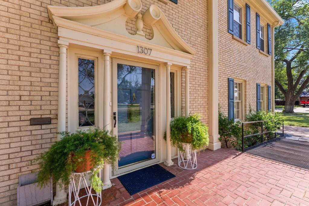  | Presidents House B & B