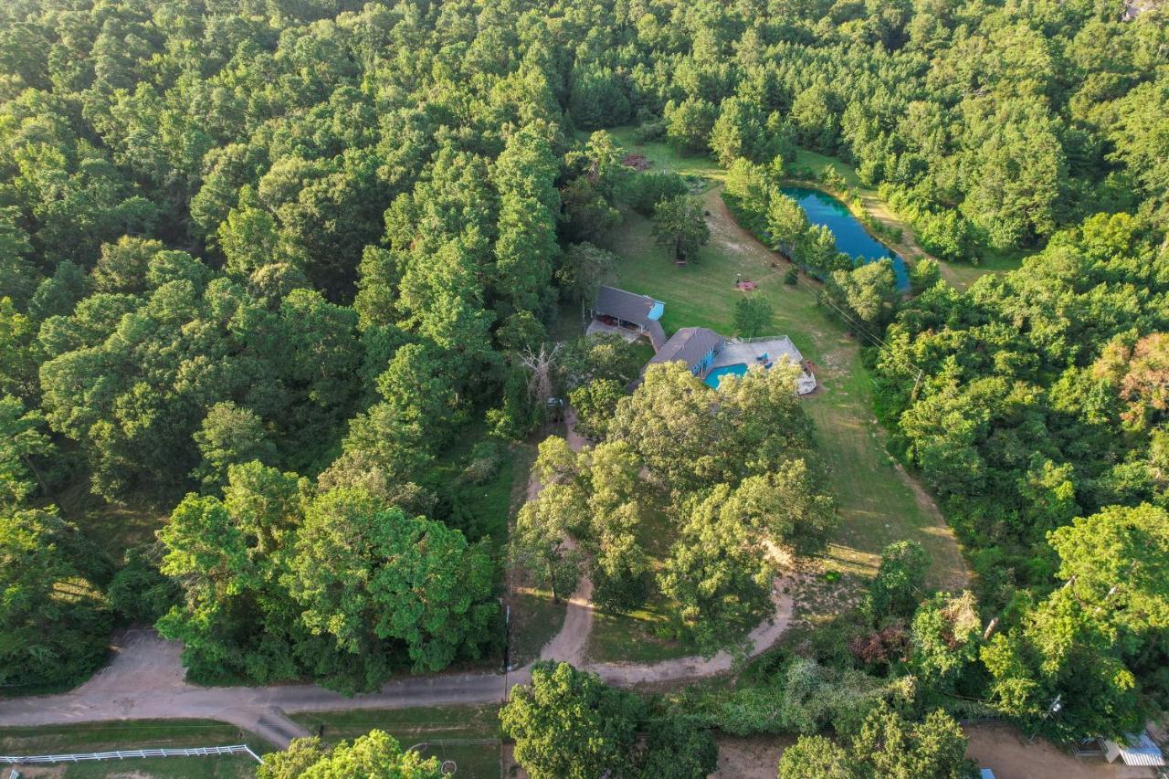 | The Blue Ranch @ The Lake