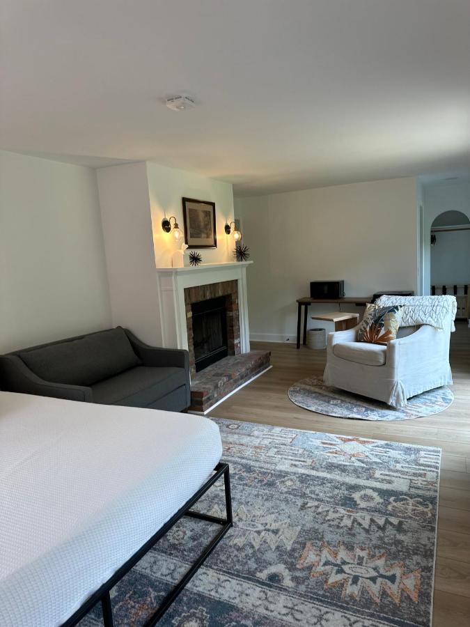 | Sugar Maple Inn