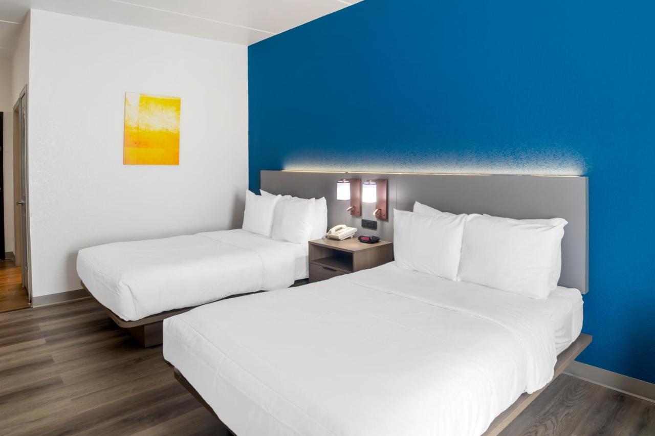 Double Room with Two Double Beds - Accessible/Non-Smoking at Comfort Inn Asheville Airport