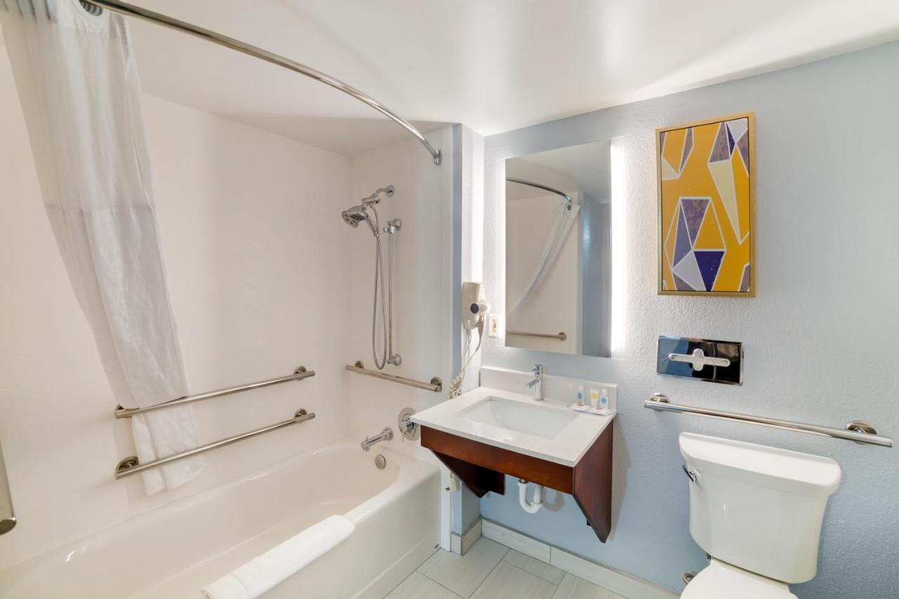 Double Room with Two Double Beds - Accessible/Non-Smoking at Comfort Inn Asheville Airport
