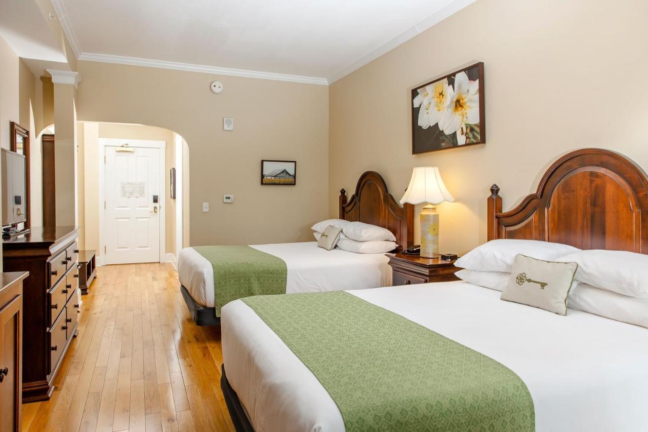 | Mills Park Hotel