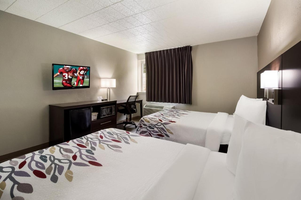 Double Room - Disability Access at Red Roof Inn New Stanton