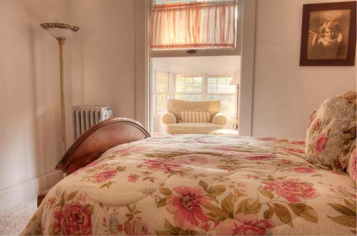 | The Jackie O' House Bed and Breakfast