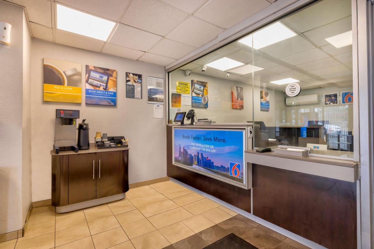 | Motel 6-Villa Park, IL - Chicago West