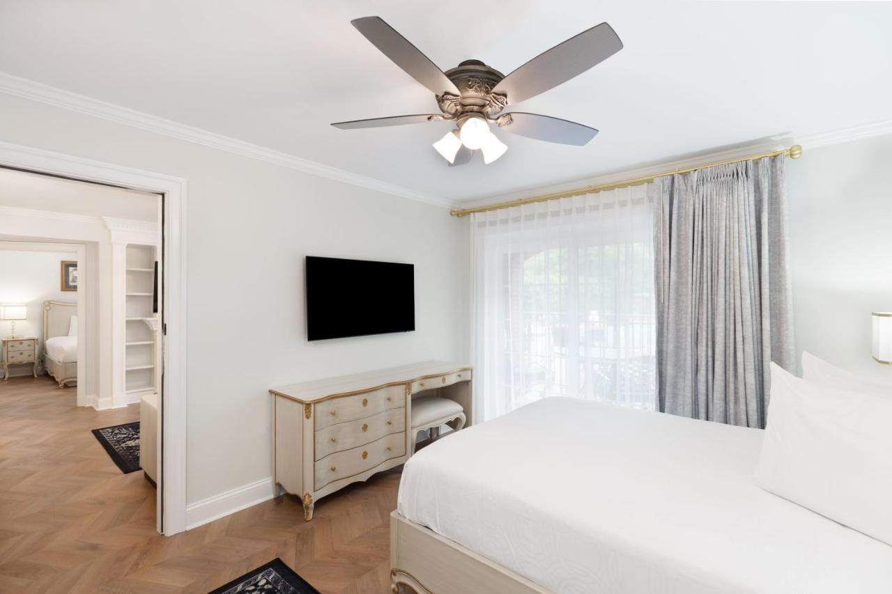 Two Bedroom Villa with Sofa Bed at Westgate Historic Williamsburg Resort