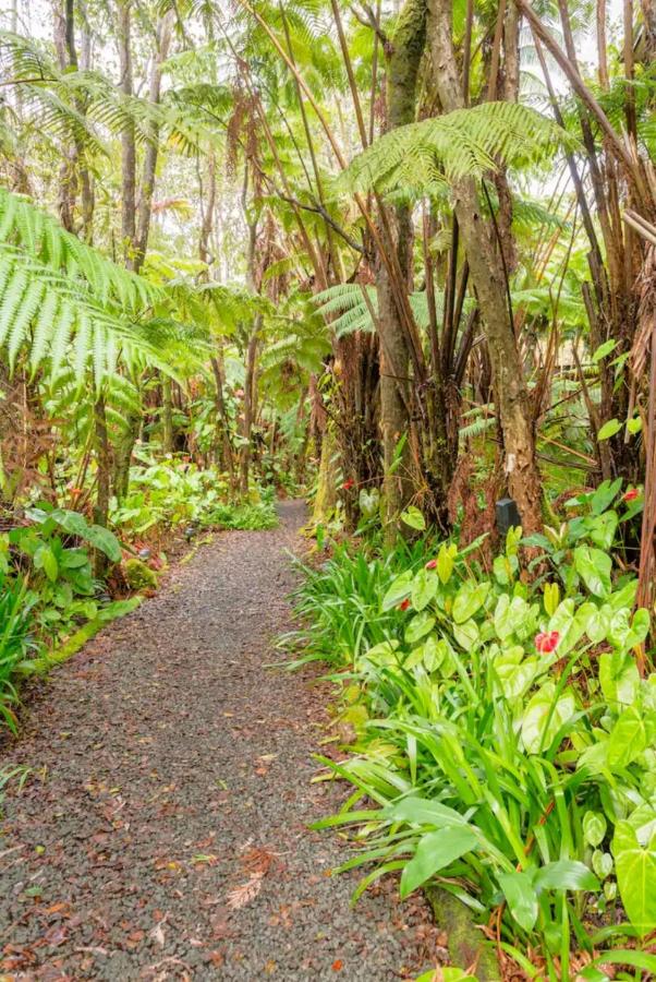 | Halema'uma'u- Hale Kumu La'au