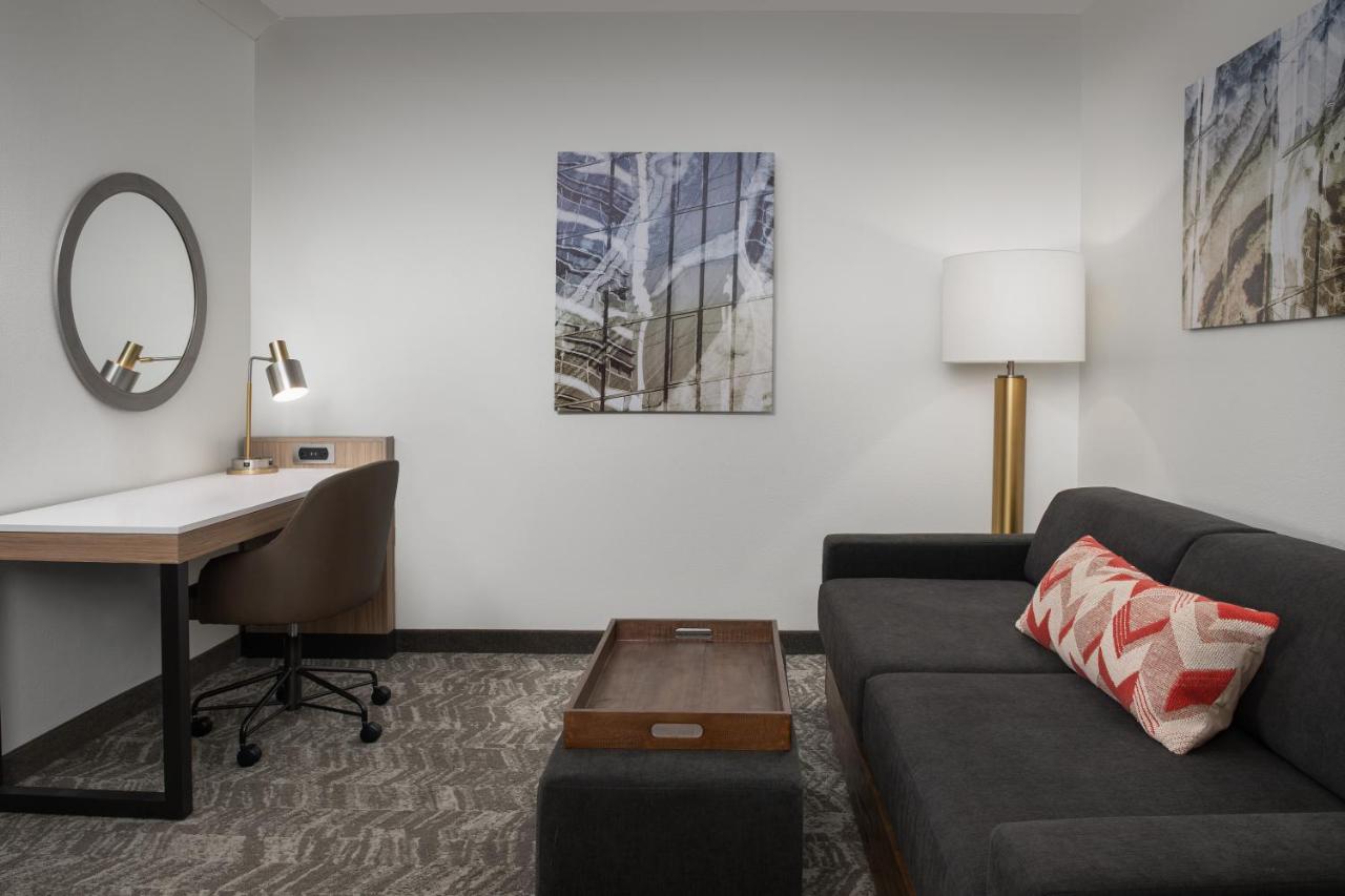 King Suite with Sofa Bed at SpringHill Suites by Marriott Portland Vancouver