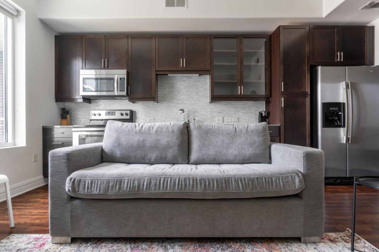 Deluxe Studio at Kasa Lady Bird Lake Austin