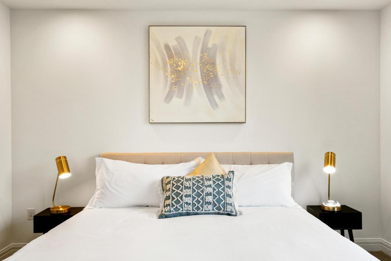 Two-Bedroom Apartment at Kasa Lady Bird Lake Austin
