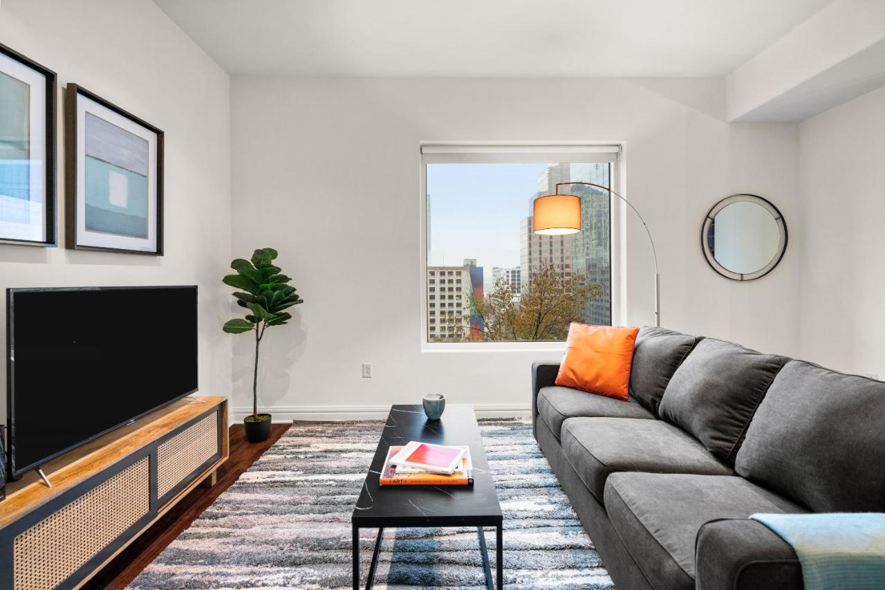 Two-Bedroom Apartment at Kasa Lady Bird Lake Austin