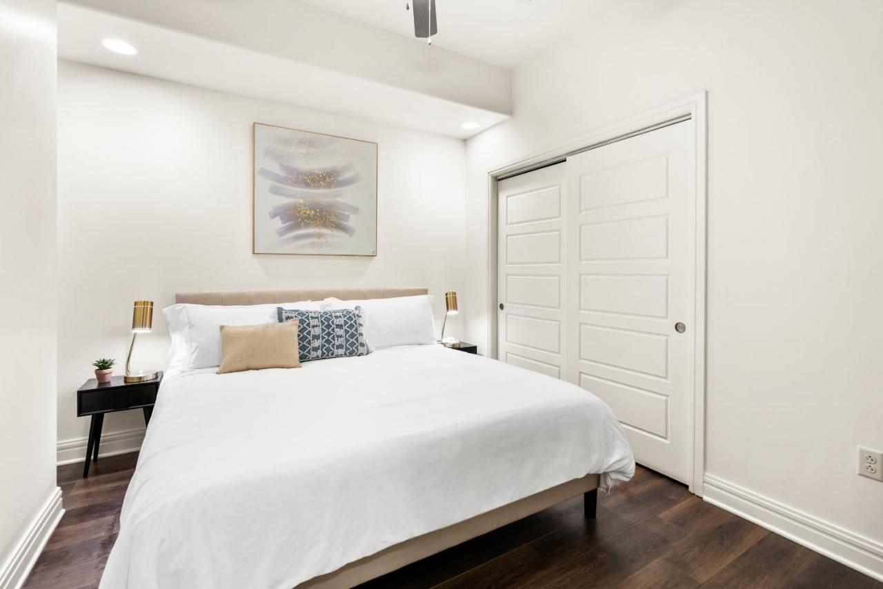 One-Bedroom Apartment at Kasa Lady Bird Lake Austin