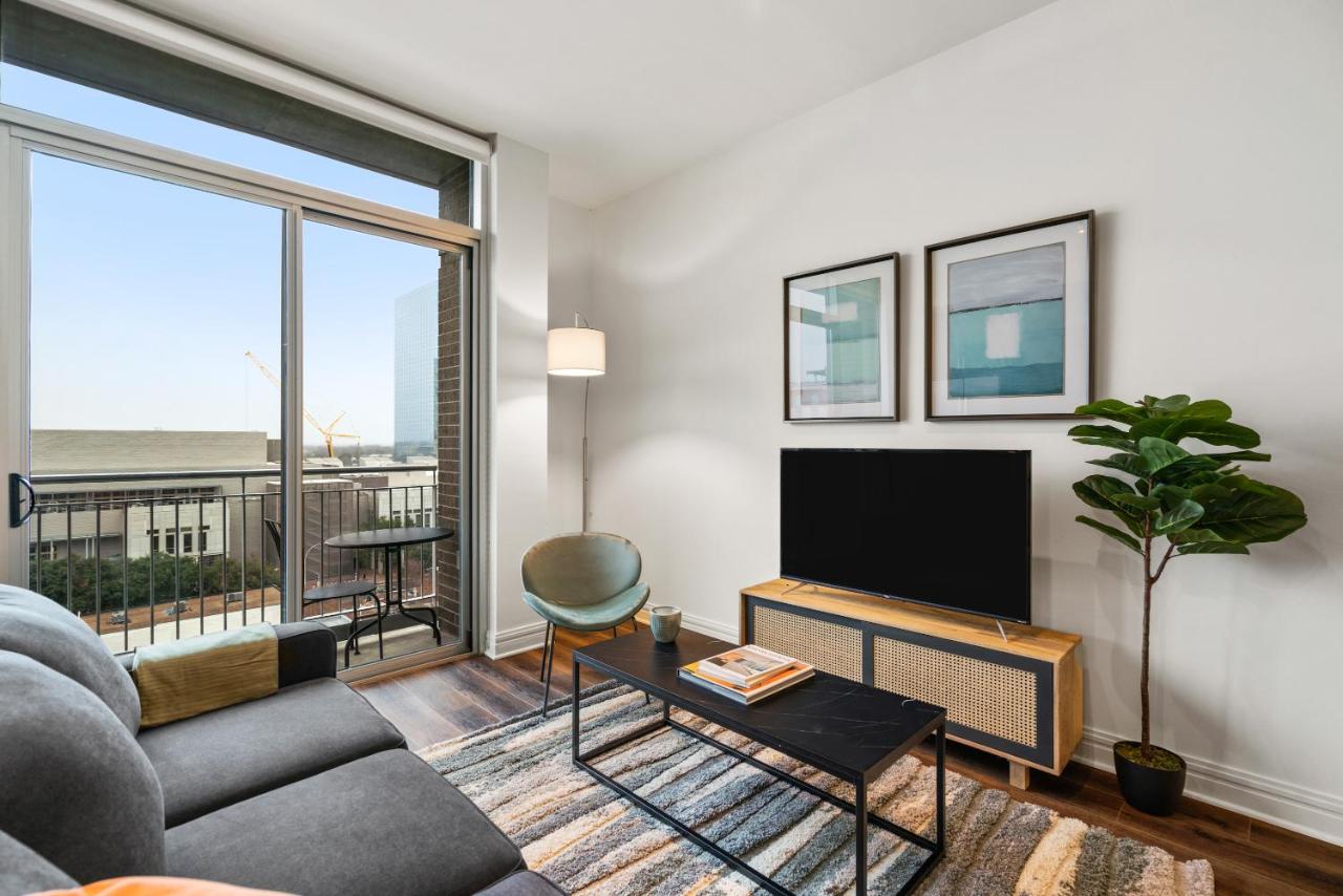 One-Bedroom Apartment at Kasa Lady Bird Lake Austin