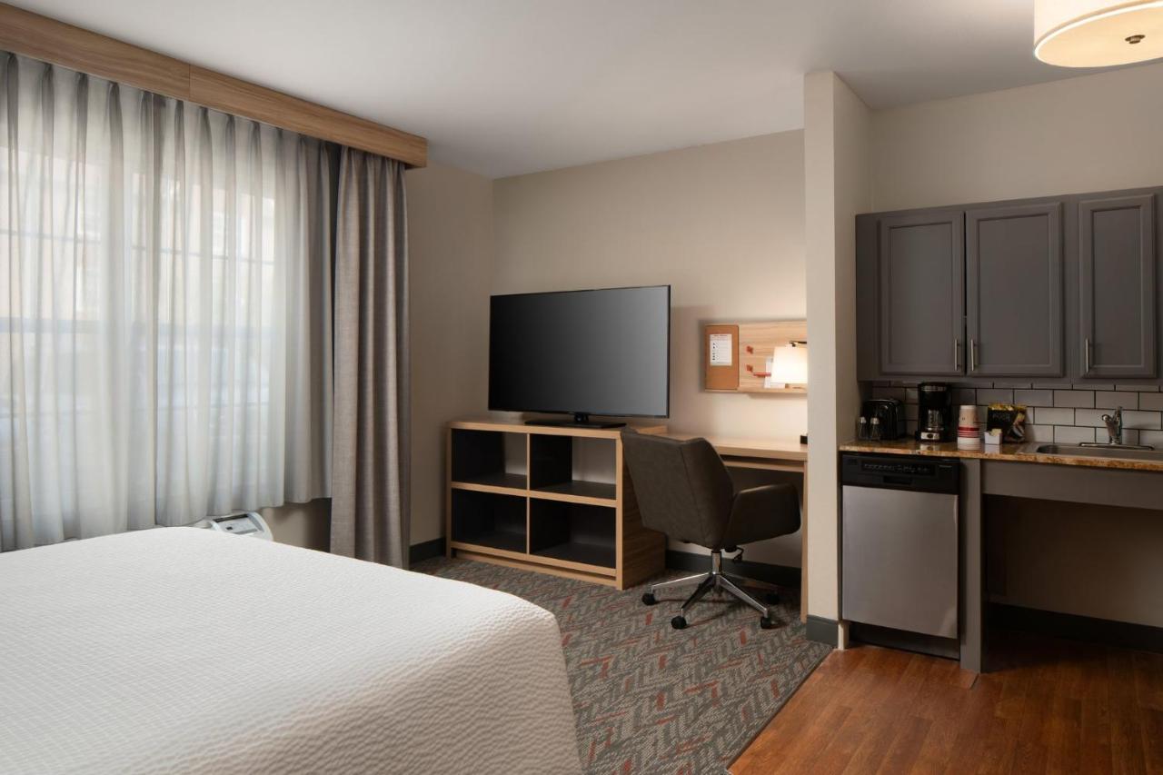 Studio Suite at Candlewood Suites St Louis St Charles by IHG