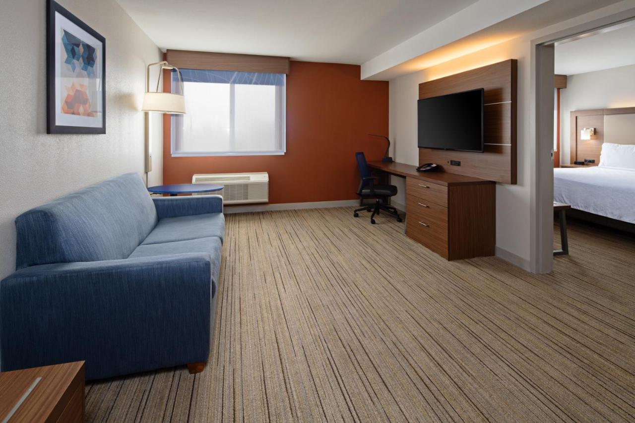 One-Bedroom Suite with Accessible Roll-In Shower - Non-Smoking at Holiday Inn Express Hotel & Suites SeaTac by IHG