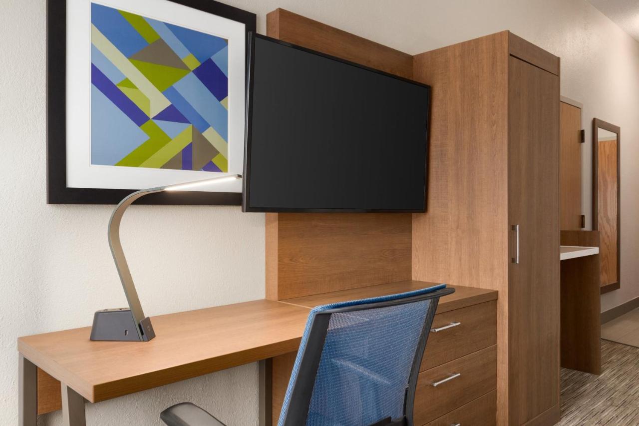  | Holiday Inn Express Vero Beach-West, an IHG Hotel