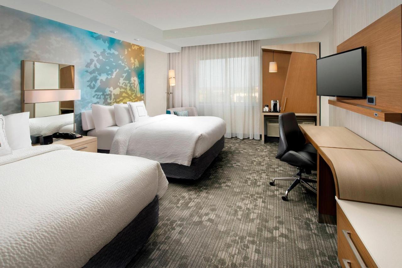 Queen Room with Two Queen Beds at Courtyard Nashville SE/Murfreesboro