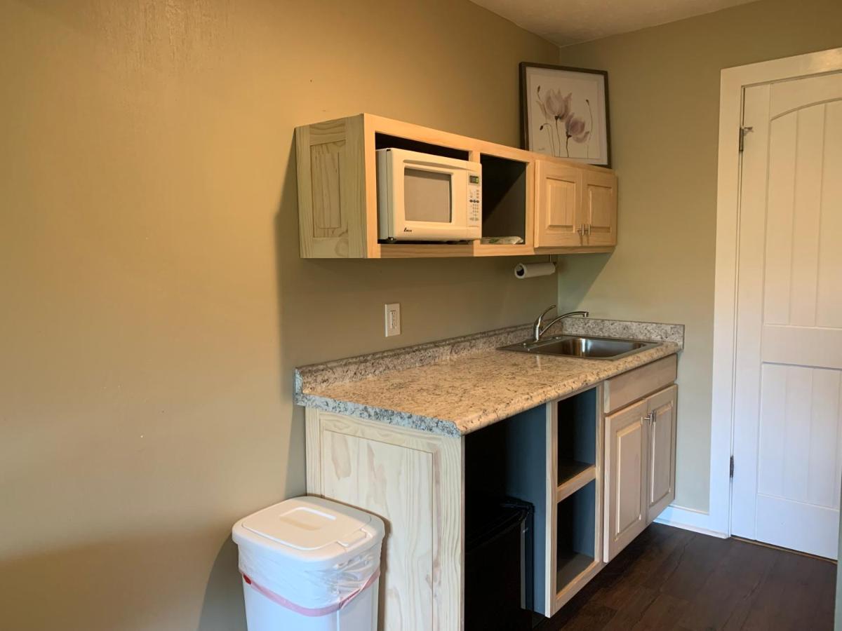 Family Suite at Woodbridge Inn & Tavern