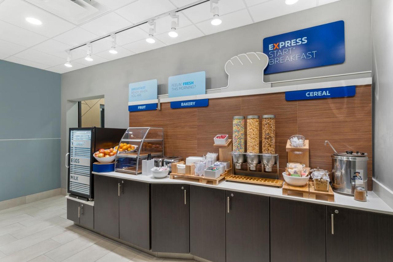 | Comfort Inn Greencastle