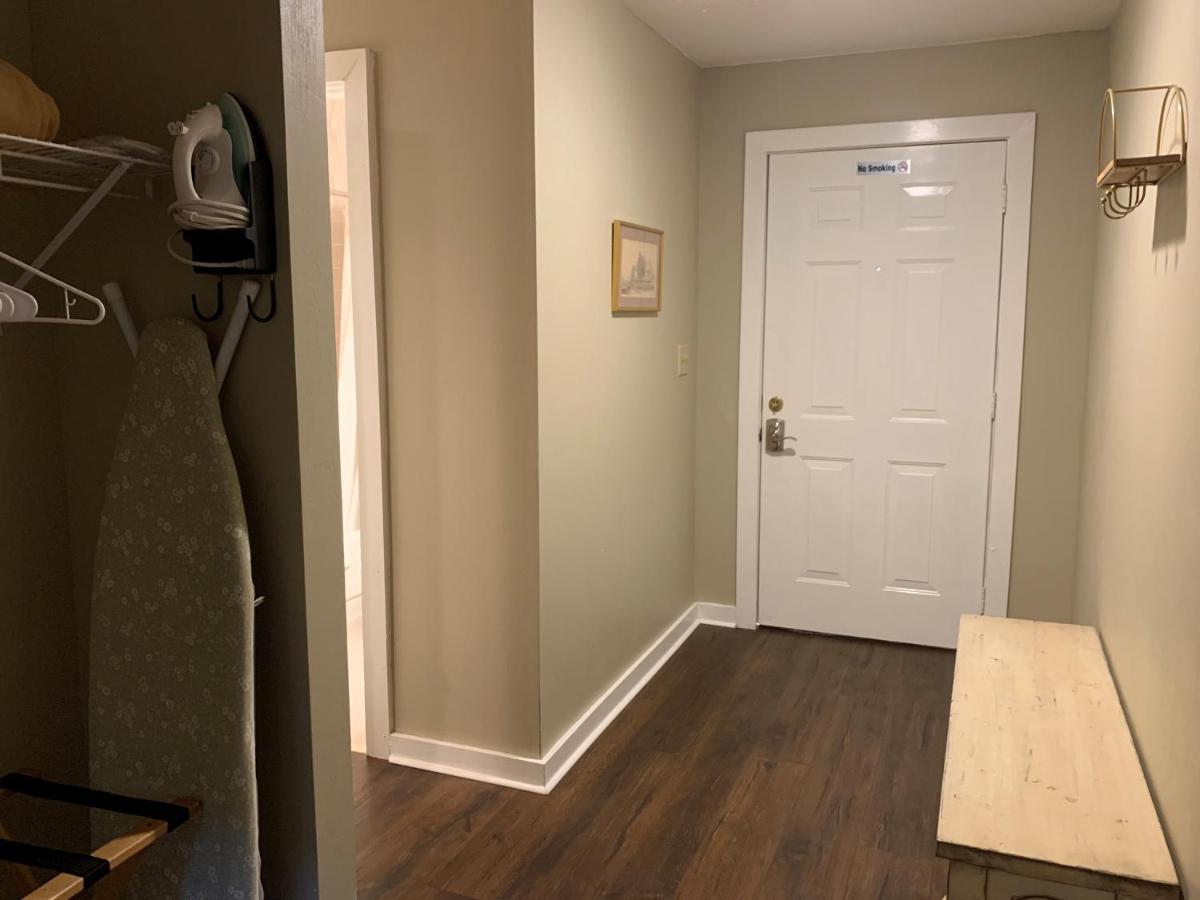 Junior Suite with Balcony at Woodbridge Inn & Tavern