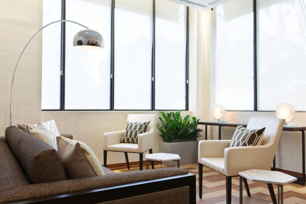 M Club lounge access, Guest room, 2 Double at Miami Airport Marriott