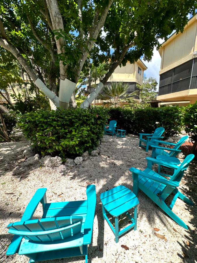  | Coco Plum Beach & Tennis Club & Marina