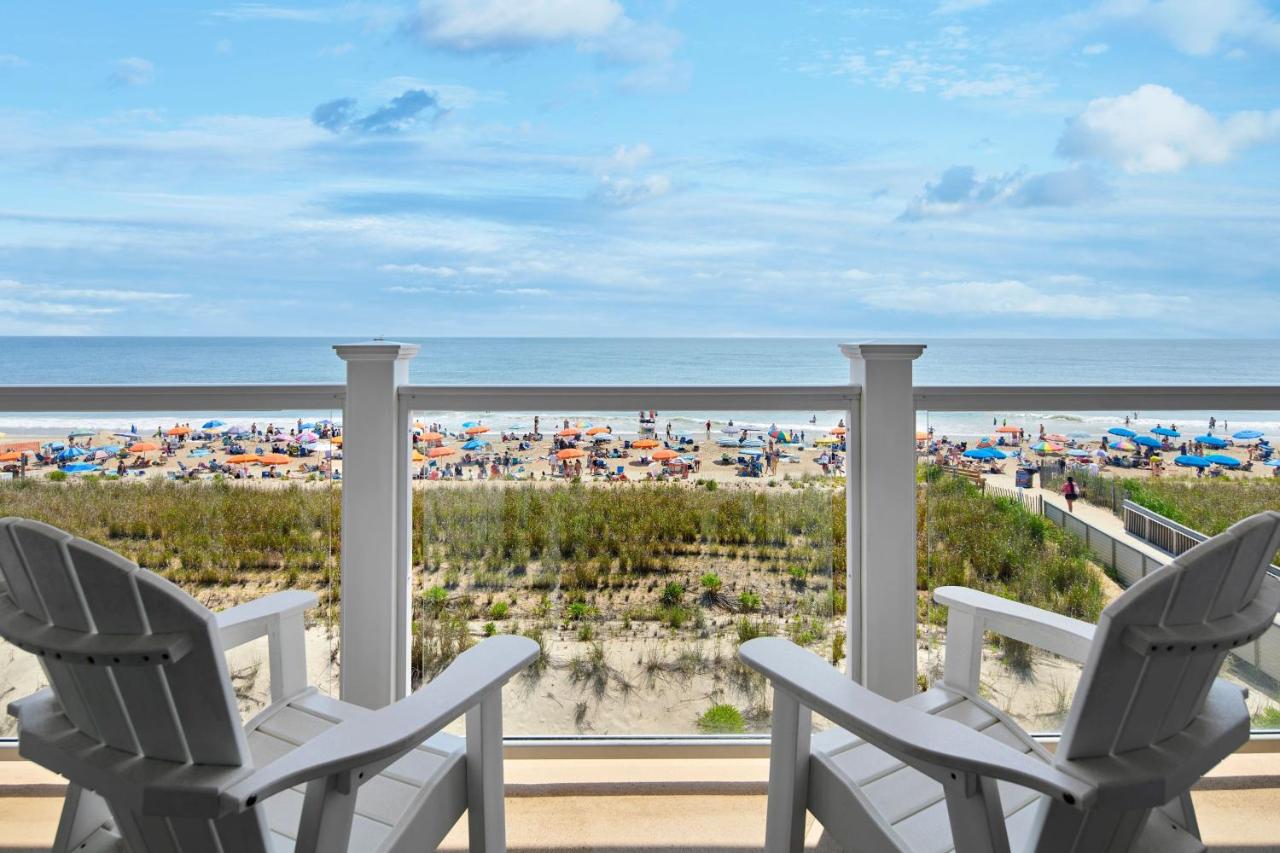 Oceanfront Queen Suite at Bethany Beach Ocean Suites Residence Inn by Marriott