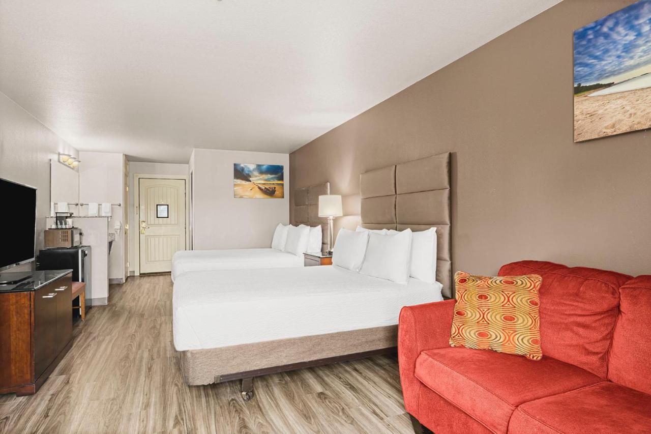 Queen Room with Two Queen Beds at The Ashley Inn & Suites