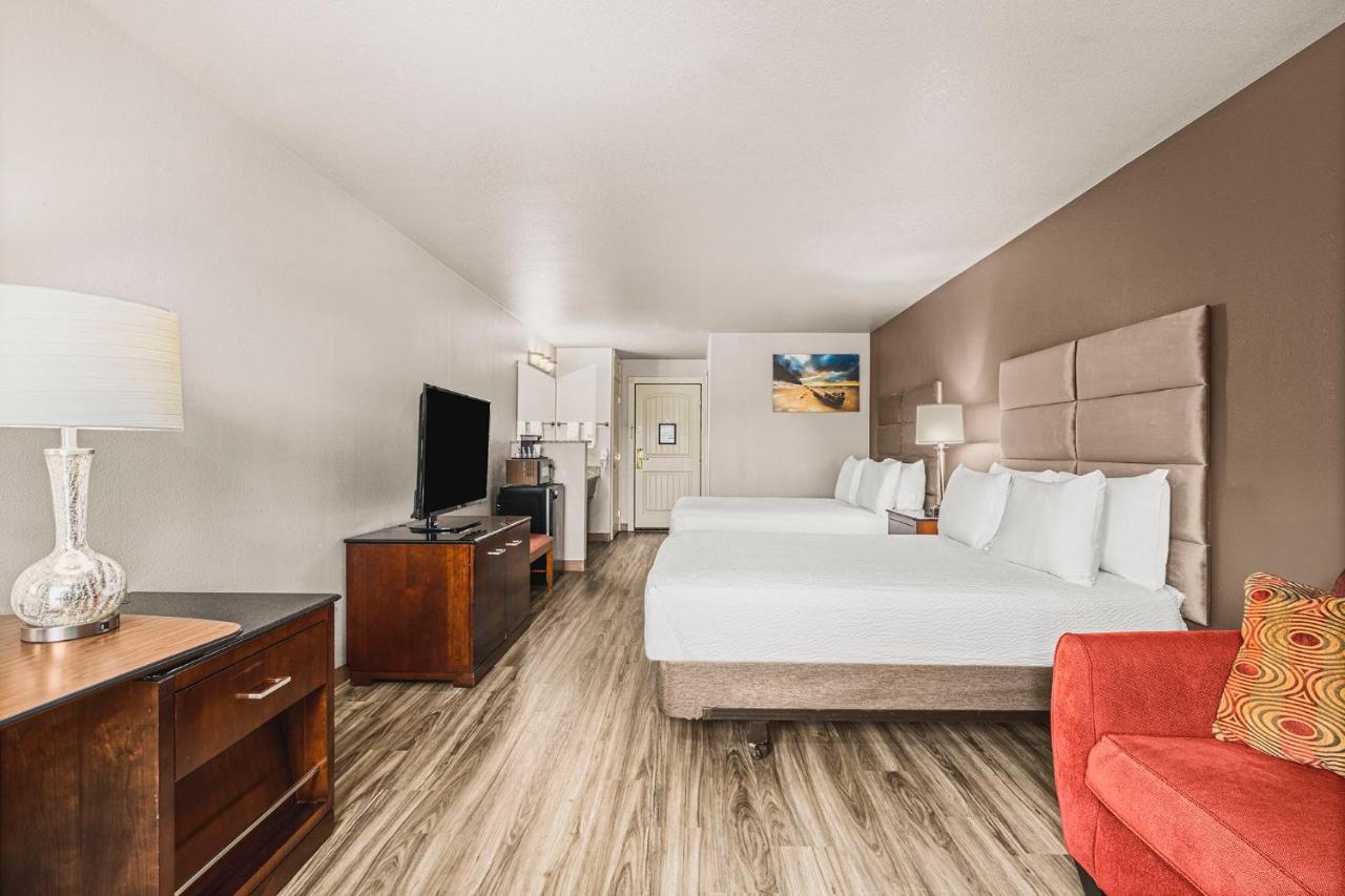 Queen Room with Two Queen Beds at The Ashley Inn & Suites