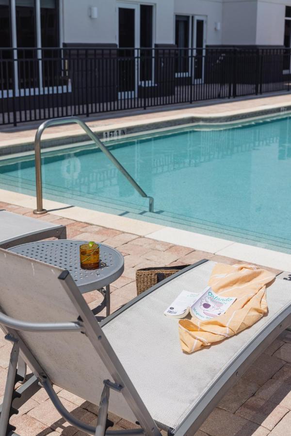 | Holiday Inn Fort Myers Airport-Town Center, an IHG Hotel