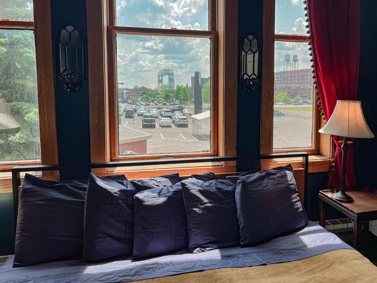 Double Room with Balcony and Sea View at Endion Station Inn | Hotel Next to Lake Superior