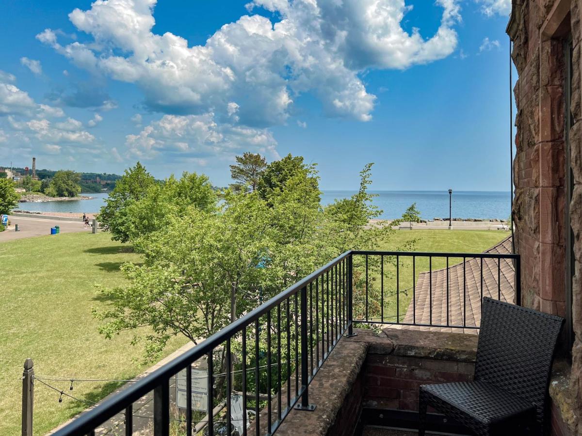 Double Room with Balcony and Sea View at Endion Station Inn | Hotel Next to Lake Superior