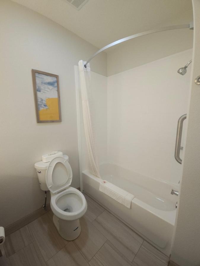 King Room - Non-Smoking at Comfort Inn Jackson I-40