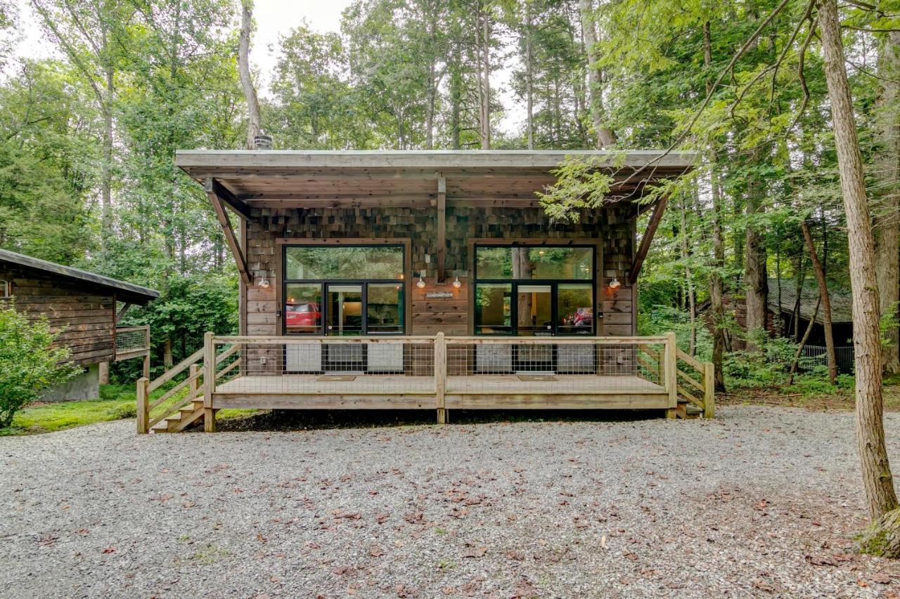 | Dancing Bear Lodge