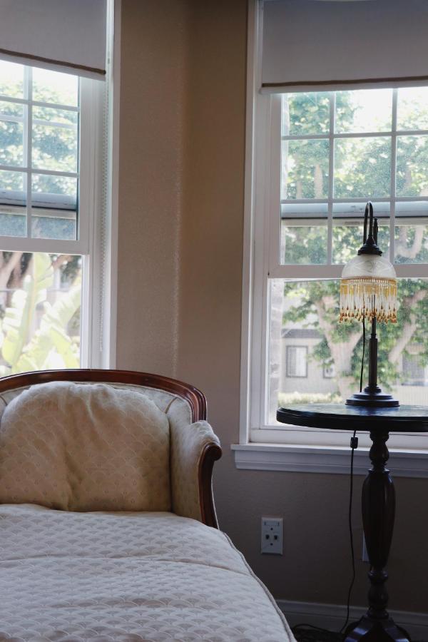 Queen Suite with Spa Bath at Pelican Cove Inn