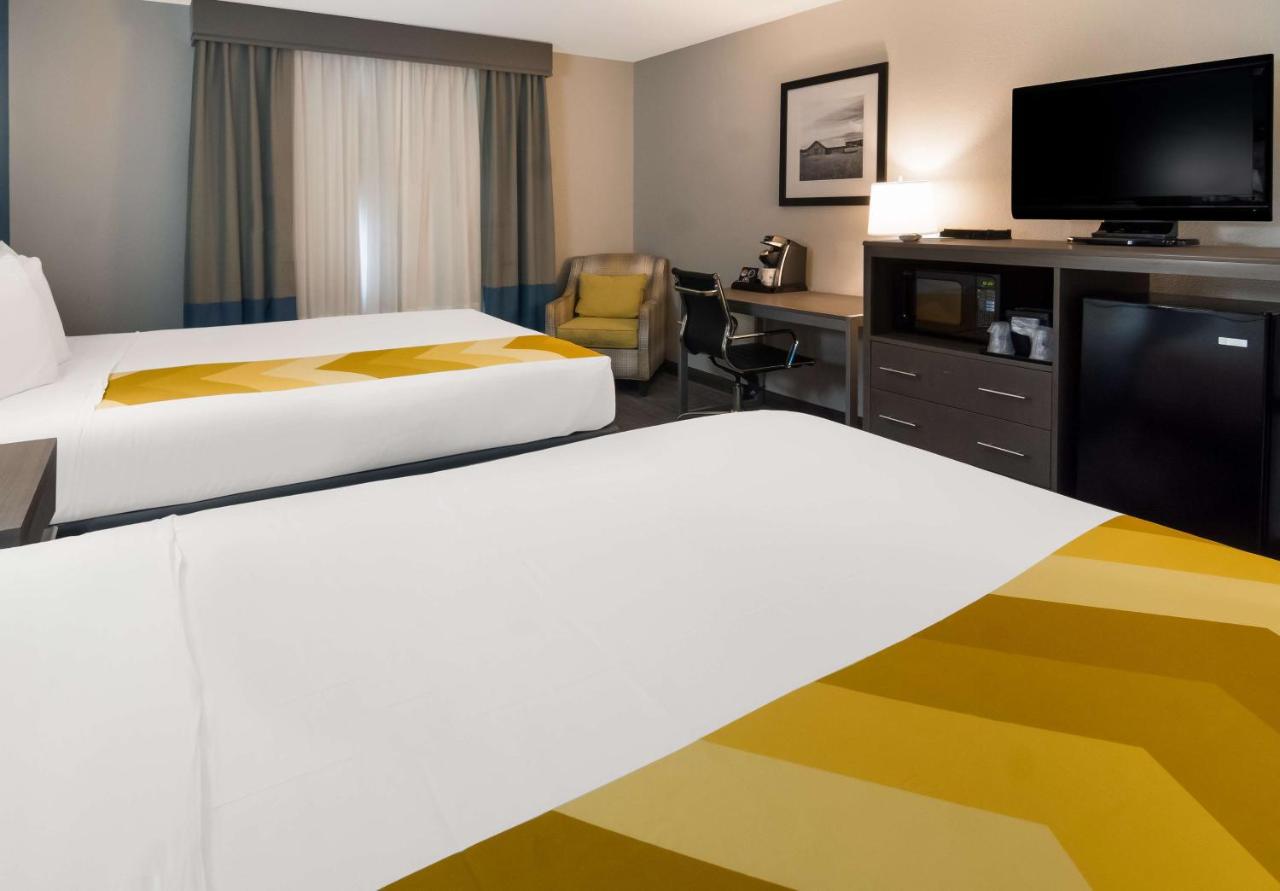 Queen Room with Two Queen Beds - Disability Access at Best Western Eastland