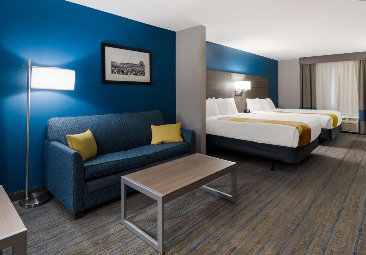 Queen Suite with Two Queen Beds - Disability Access at Best Western Eastland