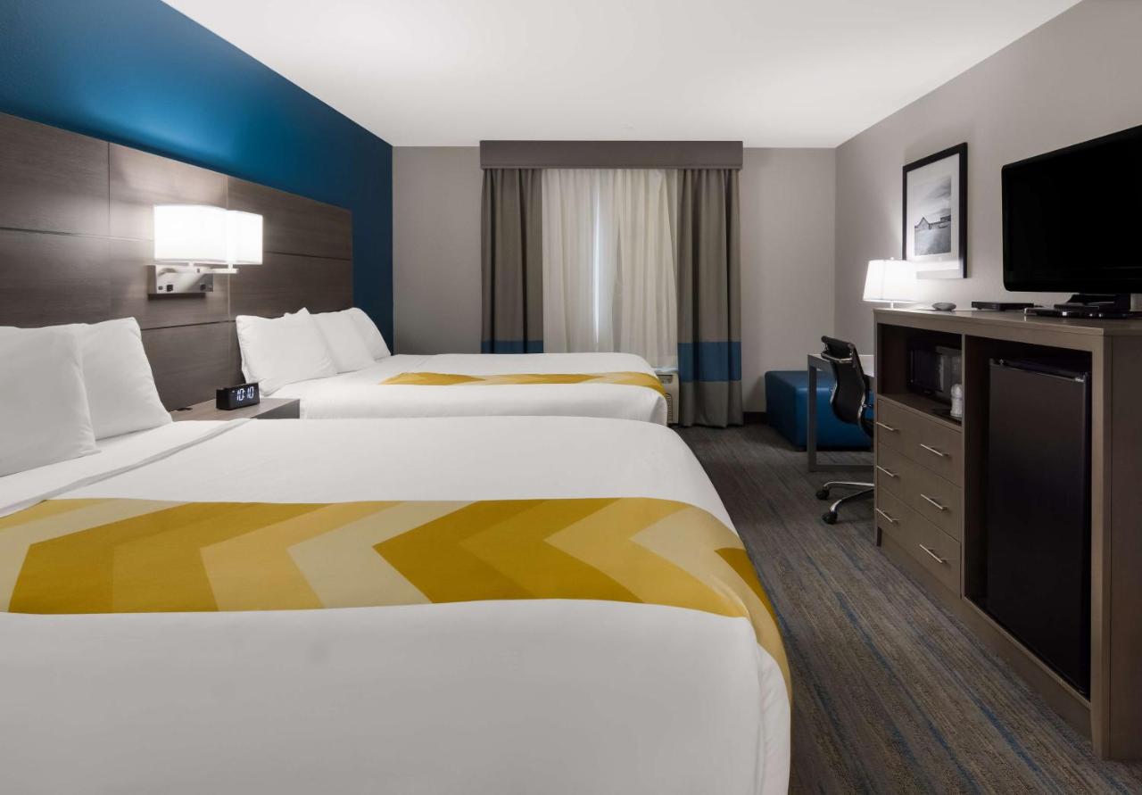 Queen Suite with Two Queen Beds - Disability Access at Best Western Eastland