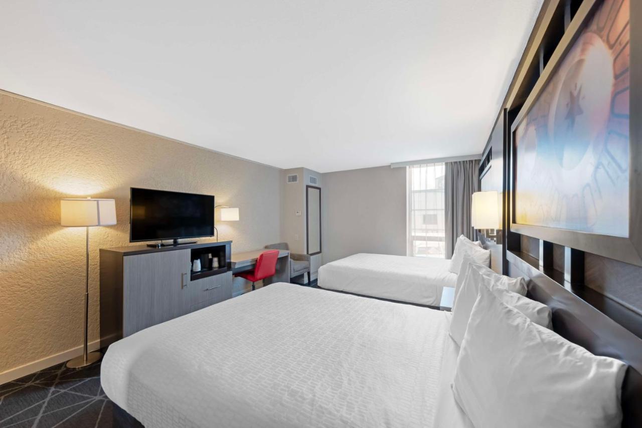 Queen Room with Two Queen Beds - Non-Smoking at Best Western Plus Austin Central