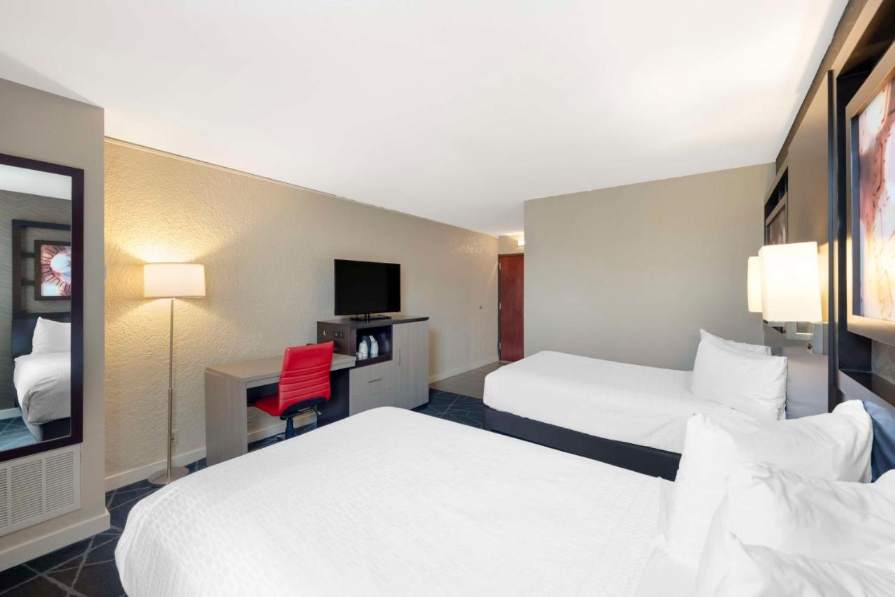 Double Room with Two Double Beds - Disability Access at Best Western Plus Austin Central