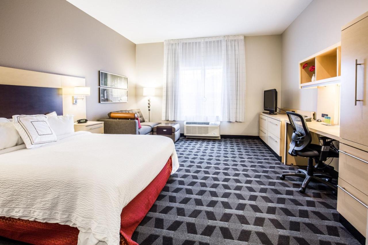 | TownePlace Suites by Marriott Gilford