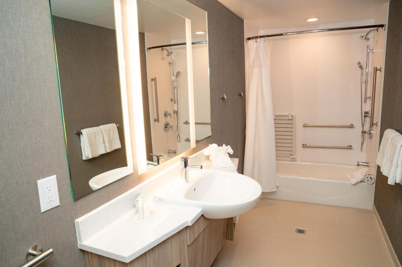 | SpringHill Suites by Marriott Woodbridge