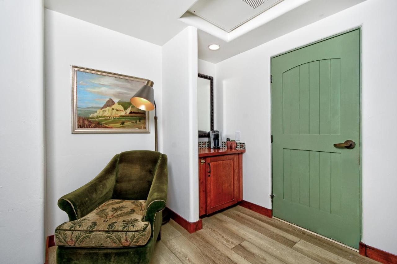 Deluxe Double Room at Hotel Los Gatos