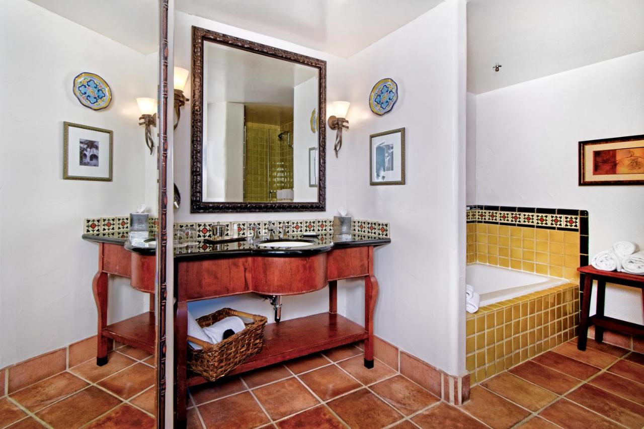 Executive Suite at Hotel Los Gatos