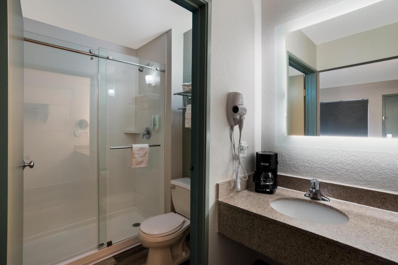  | Quality Inn